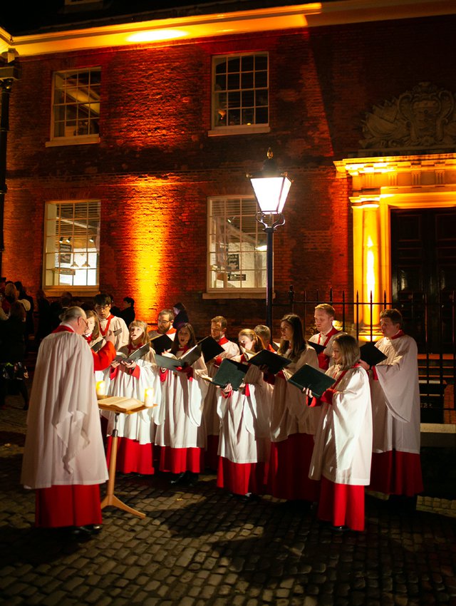 Traditional Choir greet guests at the Medieval Banquet
